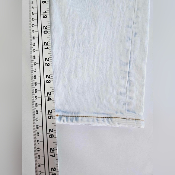 Levi's Wedgie Skinny Light Wash Size 32 Jeans - Picture 12 of 15